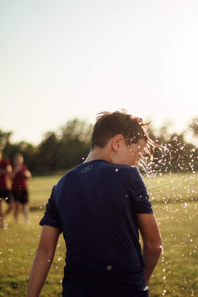 H2O Delight: Experience the Magic of Reusable Water Balloons in Action！